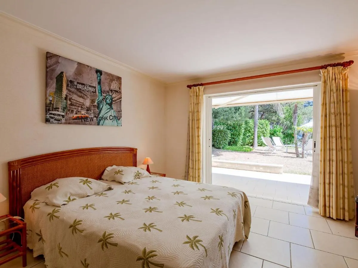 Villa Les Dauphins By Interhome Saint Aygulf 0*,