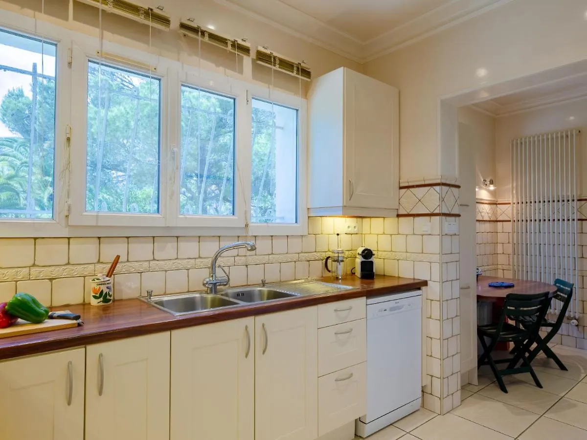 Villa Les Dauphins By Interhome Saint Aygulf